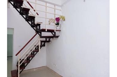 NHÀ 37M2, 2 TẦNG NGÕ 163 HOÀNG VĂN THÁI CHỈ 3 TỶ